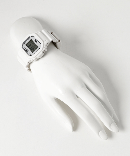 G-SHOCK（ジーショック）の「G-SHOCK（アナログ腕時計・メンズ・ホワイト・FREE）」の6枚目の写真