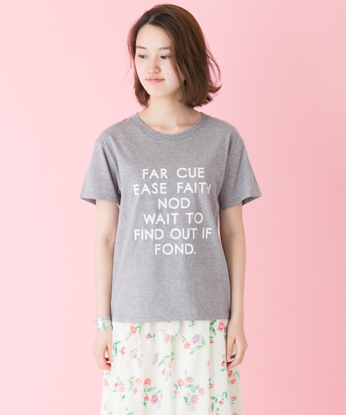 URBAN RESEARCH（アーバンリサーチ）の「 UR 厚盛り顔料プリントロゴTシャツ（Tシャツ/カットソー・レディース・オフホワイト/グレー・FREE）」の6枚目の写真