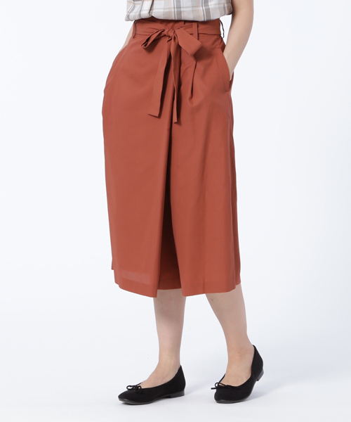 human woman(ヒューマンウーマン)の「ハイツイストコットンスカート (スカート・レディース・ネイビー/ワイン/ベージュ系その他/カーキ・SMALL/MEDIUM)」の5枚目の写真