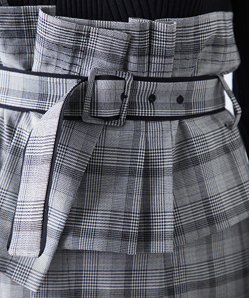 STUDIOUS（ステュディオス）の「アシメコルセット2WAYスカート（スカート・レディース・ブラック/ネイビー/マルチ・0/1）」の13枚目の写真