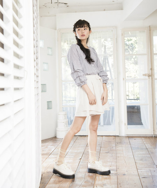 OLIVE des OLIVE（オリーブデオリーブ）の「袖ボリューム ブラウス（シャツ/ブラウス・レディース・ブラック/ネイビー/ブルー・FREE）」の17枚目の写真