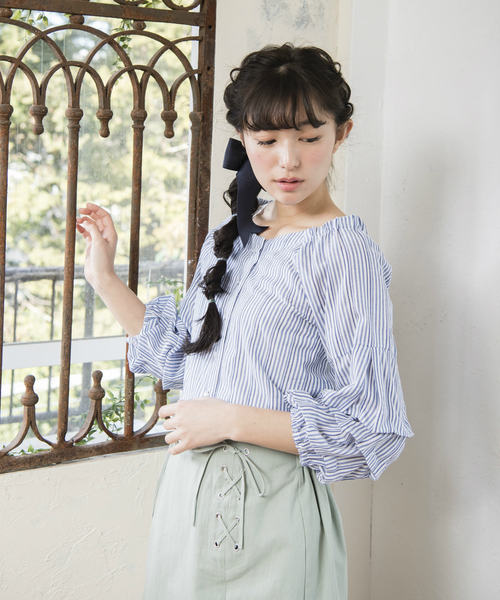 OLIVE des OLIVE（オリーブデオリーブ）の「袖ボリューム ブラウス（シャツ/ブラウス・レディース・ブラック/ネイビー/ブルー・FREE）」の13枚目の写真