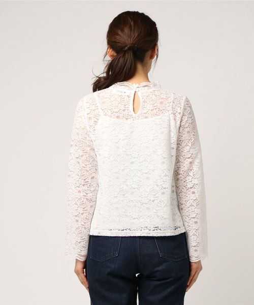 LOWRYS FARM（ローリーズファーム）の「★キャミソール付き★レーススカラップ　784095 （シャツ/ブラウス・レディース・ブラック/オフホワイト/ブルー・LARGE/MEDIUM）」の4枚目の写真