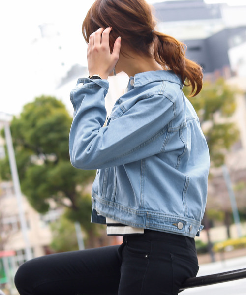 Fashion Letter（ファッションレター）の「スタンダードデニムジャケット（デニムジャケット・レディース・サックスブルー/インディゴブルー/ブルー・M/L）」の17枚目の写真