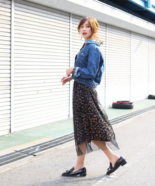 Fashion Letter（ファッションレター）の「スタンダードデニムジャケット（デニムジャケット・レディース・サックスブルー/インディゴブルー/ブルー・M/L）」の11枚目の写真