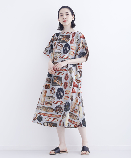 MERLOT（メルロー）の「「パンできました」柄半袖ワンピース7656