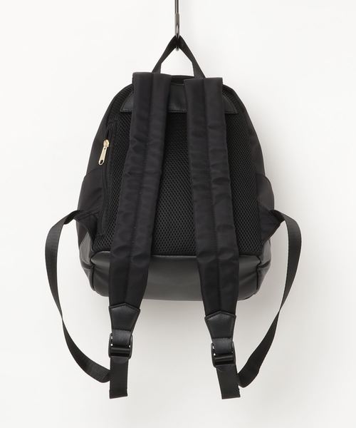 arnold palmer timeless(アーノルドパーマータイムレス)の「合皮×ナイロン異素材コンビミニリュック(バックパック/リュック・レディース・ブラック/ネイビー/ヘザーグレー・FREE)」の4枚目の写真