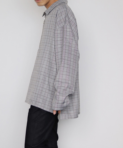 kutir（クティール）の「【ビッグシルエット】襟付きハーフジップシャツプルオーバー（シャツ/ブラウス・メンズ・ブラック/グレー系その他/ベージュ系その他/ダークブラウン/ライトグレー/ダークグレー/トップグレー/ネイビー/チャコールグレー/ダークブルー/ブルー系その他2・SMALL/MEDIUM/LARGE）」の14枚目の写真