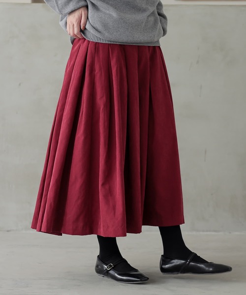 n'OrLABEL（ノアールレーベル）の「『スエードタッチタックスカート』（スカート・レディース・ブラック/ダークグリーン/ライトカーキ/キャメル/バーガンディー/ターメリック/モカ/ボルドー・FREE）」の7枚目の写真