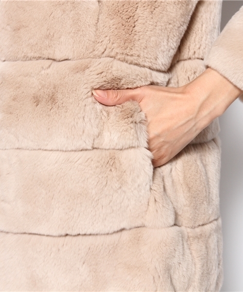 BEAUTY&YOUTH UNITED ARROWS(ビューティーアンドユースユナイテッドアローズ)の「BYTF VOLATA 別注ノーカラーファーコート (fyoww) ◆(その他アウター・レディース・ダークグレー/ナチュラル・フリー)」の9枚目の写真