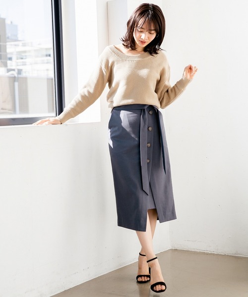 A part by（アパートバイ）の「TRマエボタンタイトスカート 823680（スカート・レディース・ネイビー/イエロー/ライトブルー/ライトベージュ・MEDIUM/LARGE）」の17枚目の写真