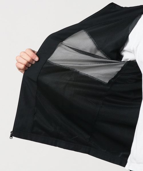 UNDER ARMOUR（アンダーアーマー）の「アンダーアーマー UA SPORTSTYLE WIND JACKET 1329297（その他アウター・メンズ・ブラック・M/L/S/XL/XXL）」の4枚目の写真