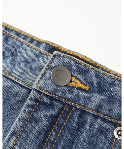 RVCA(ルーカ)の「RVCA レディース THE BF ショートパンツ/ルーカ カットオフ デニムショーツ(デニムパンツ・レディース・ブルー/ライトブルー・24inch/25inch)」の8枚目の写真