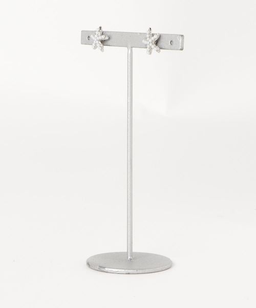 misto accessories(ミストアクセサリーズ)の「スターフィッシュピアス(ピアス(両耳用)・レディース・ホワイト/グレー/マルチ・FREE)」の6枚目の写真