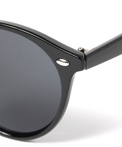 niko and...(ニコアンド)の「オリジナルサングラス ウェイファーラー(サングラス・レディース・ブラック/ベージュ/ブラウン/グレー・FREE)」の9枚目の写真