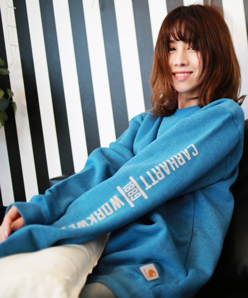 Carhartt（カーハート）の「carhartt　裏起毛 ワッペン 長袖トレーナー（スウェット・メンズ・ブラック/ネイビー/グリーン/チャコール/ブラック系その他/グリーン系その他/ブルー系その他/オレンジ系その他/ライム/チャコールグレー/グレー・M/L/S/XL）」の10枚目の写真