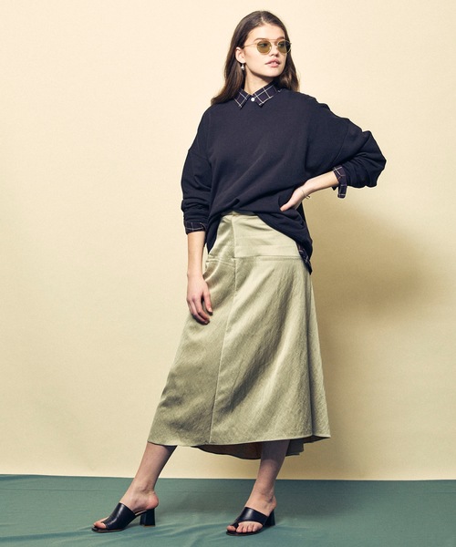 MAISON SPECIAL（メゾンスペシャル）の「【WEB限定】《ユニセックスアイテム》エアリーソフトオーバーサイズスウェット 【MAISON SPECIAL/メゾンスペシャル】（スウェット・メンズ・ブラック/ベージュ/ブラウン/オフホワイト/カーキ/ブルー/ピンク/ラベンダー・44/46/48/42）」の12枚目の写真