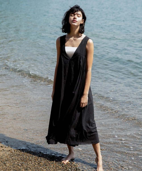 DouDou（ドゥドゥ）の「Aライン切替ワンピース（ワンピース・レディース・ブラック/オフホワイト・FREE）」の2枚目の写真