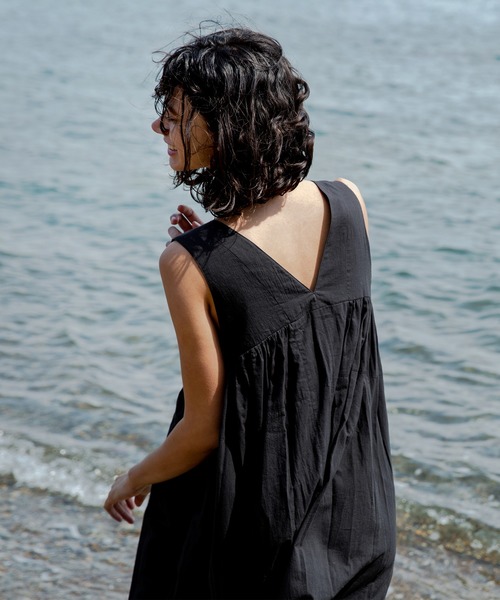 DouDou（ドゥドゥ）の「Aライン切替ワンピース（ワンピース・レディース・ブラック/オフホワイト・FREE）」の6枚目の写真