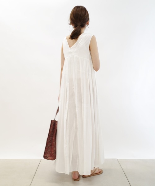 DouDou（ドゥドゥ）の「Aライン切替ワンピース（ワンピース・レディース・ブラック/オフホワイト・FREE）」の16枚目の写真