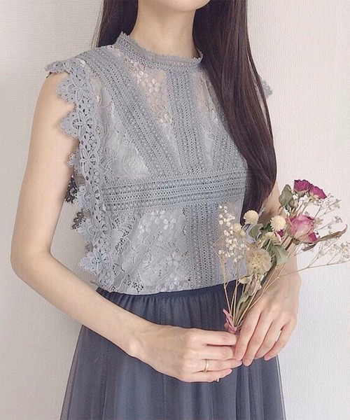 anown(アノン)の「インナー付き/フラワーレースブラウス【ファッションインフルエンサー MAYUKO×anown 限定コラボ】(シャツ/ブラウス・レディース・ホワイト/ブラック/グレー・FREE)」の3枚目の写真