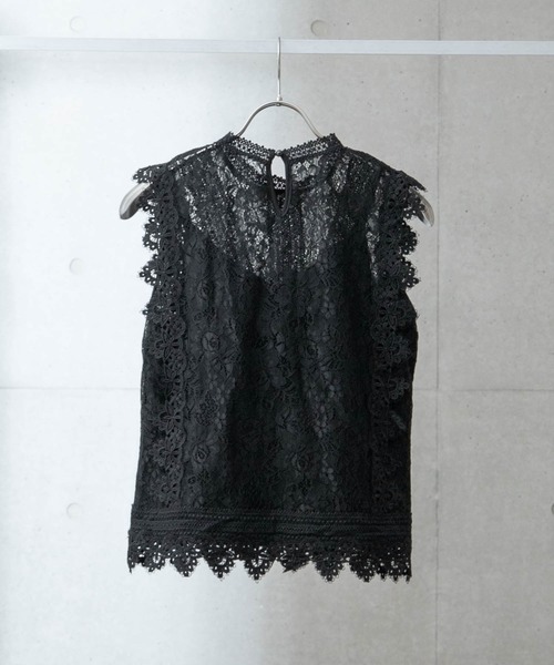 anown(アノン)の「インナー付き/フラワーレースブラウス【ファッションインフルエンサー MAYUKO×anown 限定コラボ】(シャツ/ブラウス・レディース・ホワイト/ブラック/グレー・FREE)」の4枚目の写真