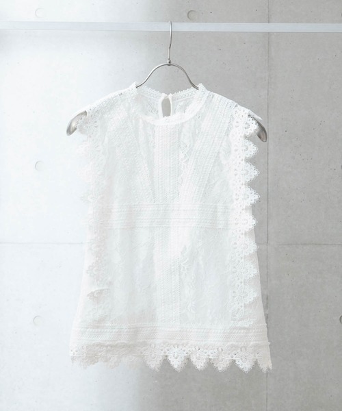 anown(アノン)の「インナー付き/フラワーレースブラウス【ファッションインフルエンサー MAYUKO×anown 限定コラボ】(シャツ/ブラウス・レディース・ホワイト/ブラック/グレー・FREE)」の12枚目の写真