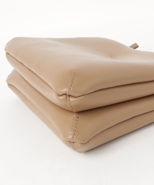 YAHKI（ヤーキ）の「YAHKI(ヤーキ) RECTANGLE BAG（ショルダーバッグ・レディース・ブラック/ベージュ・7）」の5枚目の写真