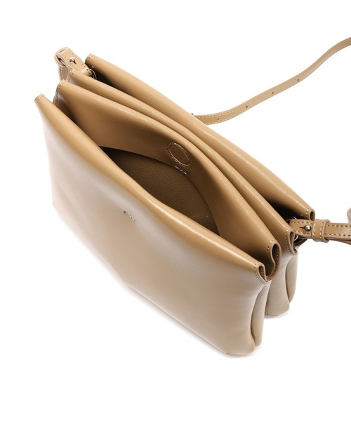 YAHKI（ヤーキ）の「YAHKI(ヤーキ) RECTANGLE BAG（ショルダーバッグ・レディース・ブラック/ベージュ・7）」の6枚目の写真