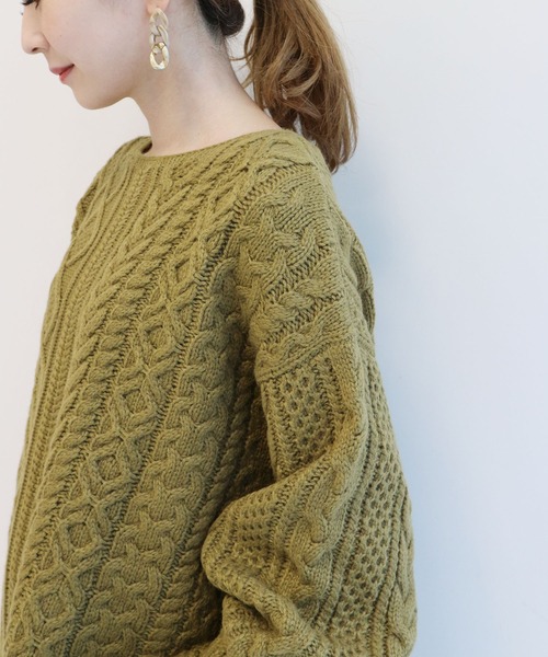 AMERICAN HOLIC（アメリカンホリック）の「ボートネックトケーブルニットプルオーバー　＊●（ニット/セーター・レディース・ブラック/ブラウン/ライトベージュ/オリーブ/ブルー・FREE）」の11枚目の写真