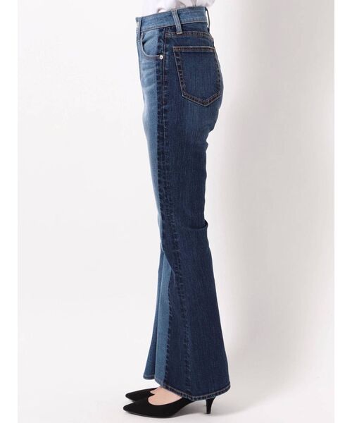 EVRIS（エヴリス）の「SHADING RETOUCHフレアデニムパンツ（デニムパンツ・レディース・インディゴブルー/ブラック・MEDIUM/SMALL）」の12枚目の写真