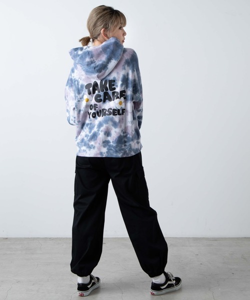WEGO(ウィゴー)の「WEGO/タイダイバックロゴパーカー(スウェット・レディース・ブラック/パープル・FREE)」の19枚目の写真