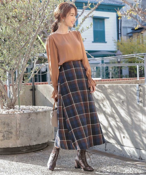 KOBE LETTUCE（コウベレタス）の「サイドジップ付きスクエアトゥレースアップショートブーツ（ブーツ・レディース・アイボリー/ベージュ/ブラウン/ブラック・L/LL/M/S）」の17枚目の写真