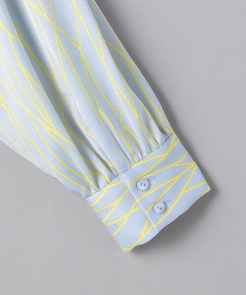 UNITED ARROWS（ユナイテッドアローズ）の「UBC ラインプリント ボウタイブラウス◆（シャツ/ブラウス・レディース・ライトブルー/ベージュ/オフホワイト・FREE）」の12枚目の写真