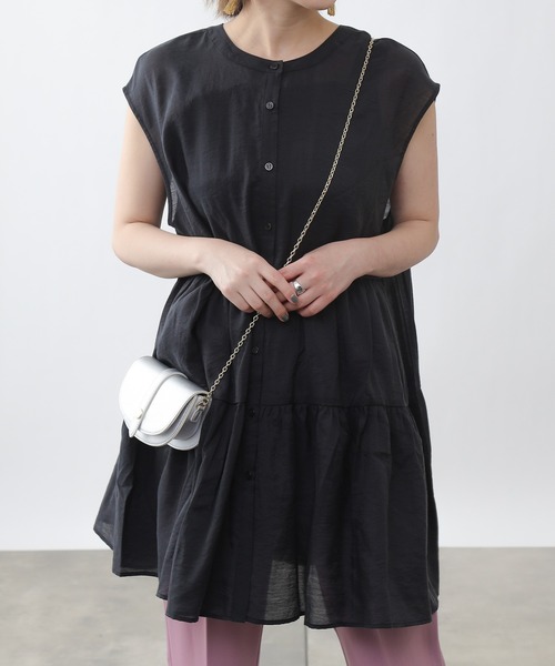 COLONY 2139（コロニートゥーワンスリーナイン）の「サステナブルシアー2WAYティアードブラウス（シャツ/ブラウス・レディース・ブラック/オフホワイト/イエロー・FREE）」の2枚目の写真