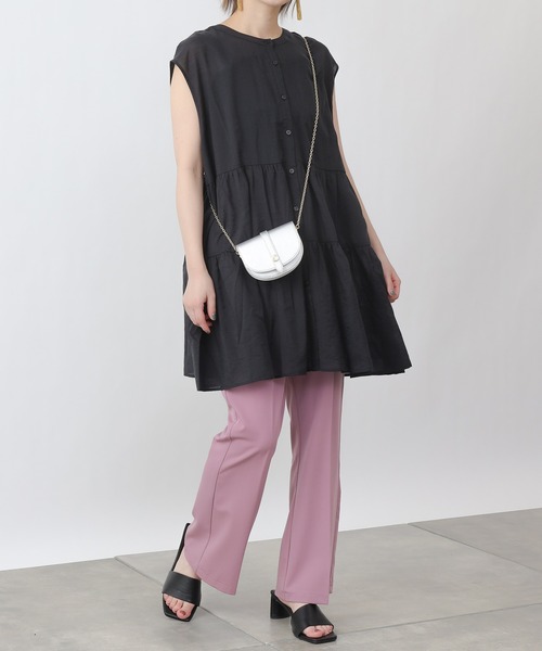 COLONY 2139（コロニートゥーワンスリーナイン）の「サステナブルシアー2WAYティアードブラウス（シャツ/ブラウス・レディース・ブラック/オフホワイト/イエロー・FREE）」の19枚目の写真