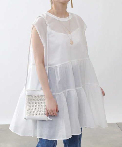 COLONY 2139（コロニートゥーワンスリーナイン）の「サステナブルシアー2WAYティアードブラウス（シャツ/ブラウス・レディース・ブラック/オフホワイト/イエロー・FREE）」の8枚目の写真