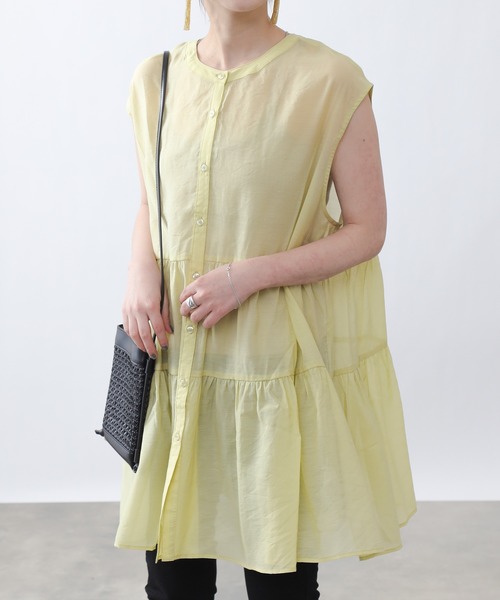 COLONY 2139（コロニートゥーワンスリーナイン）の「サステナブルシアー2WAYティアードブラウス（シャツ/ブラウス・レディース・ブラック/オフホワイト/イエロー・FREE）」の22枚目の写真