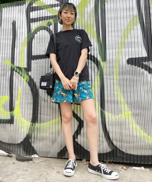 Candy Stripper（キャンディストリッパー）の「STRANGE PLAYGROUND Tシャツ（Tシャツ/カットソー・レディース・グリーン/ブラック/オフホワイト/イエロー・2/4/3）」の13枚目の写真