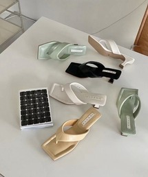 Square thongs sandals chs149