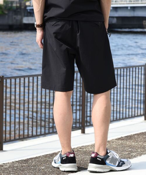 SHIPS（シップス）の「SHIPS: SHELTECH(R) ライト ショーツ（その他パンツ・メンズ・チャコールグレー/ブラック/ベージュ・SMALL/MEDIUM/LARGE）」の10枚目の写真