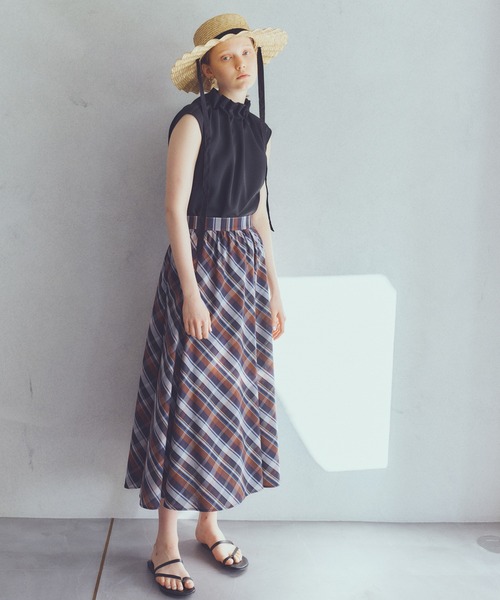 N.（N. Natural Beauty Basic）（エヌエヌナチュラルビューティーベーシック）の「【追加生産】◆ペーパーバックノースリーブブラウス（シャツ/ブラウス・レディース・ブラック/グレー/クリーム/カーキ・MEDIUM）」の15枚目の写真