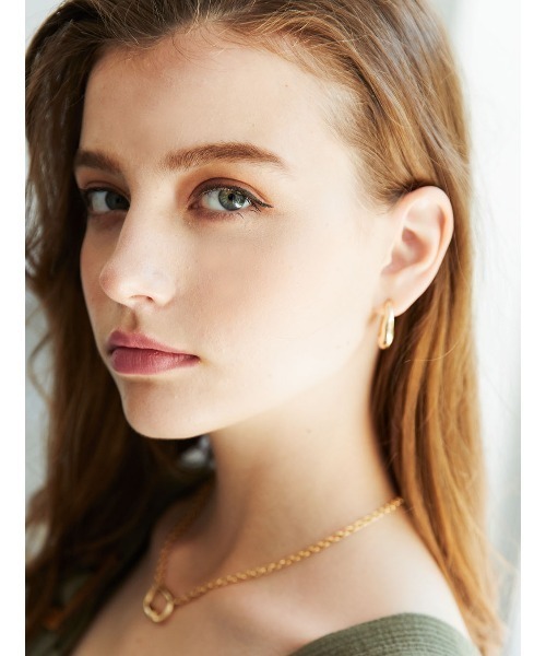 ALEXIA STAM(アリシアスタン)の「Distorted Earrings/ディストーテッドイヤリング(ピアス(両耳用)・レディース・シルバー/ゴールド・FREE)」の2枚目の写真