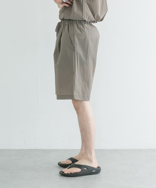 URBAN RESEARCH（アーバンリサーチ）の「AIR NYLON イージーショーツ（その他パンツ・メンズ・ブラック/ベージュ系その他・LARGE/MEDIUM）」の12枚目の写真
