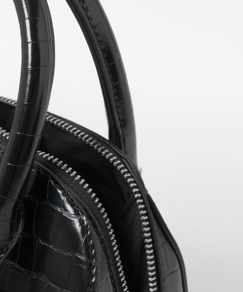 ITEMS URBANRESEARCH(アイテムズ アーバンリサーチ)の「クロコラウンドボストンバッグ(ボストンバッグ・レディース・ピンク/ブラック/ブラウン・-)」の16枚目の写真