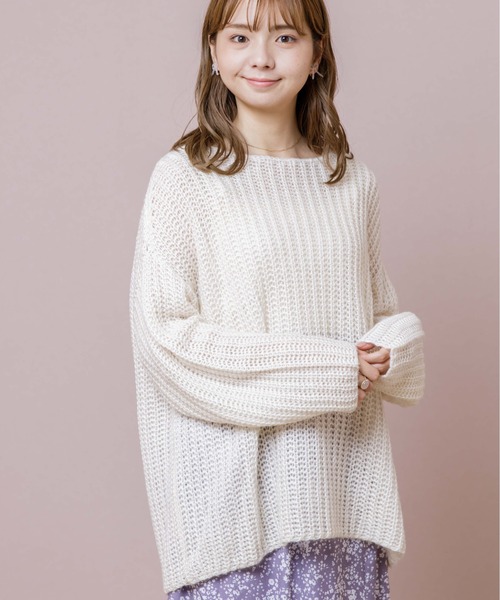 flower(フラワー)の「フェミニンルーズニット(ニット/セーター・レディース・ベージュ/ブラウン/アイボリー・FREE)」の2枚目の写真