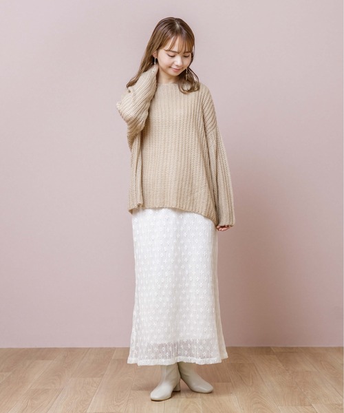 flower(フラワー)の「フェミニンルーズニット(ニット/セーター・レディース・ベージュ/ブラウン/アイボリー・FREE)」の9枚目の写真