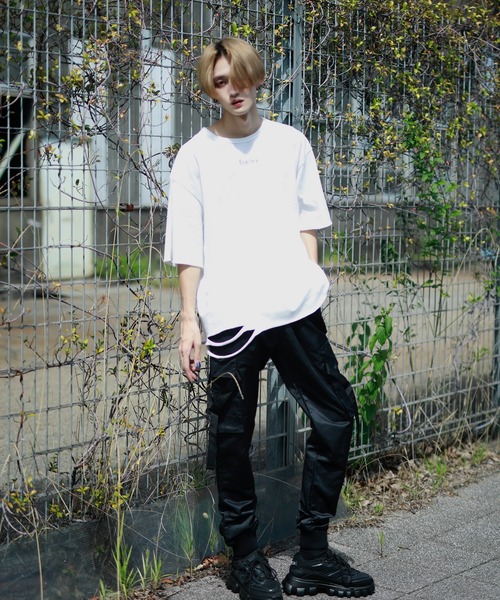 Espina（エスピナ）の「エンブロイダリーダメージTシャツ（Tシャツ/カットソー・メンズ・ホワイト/ブラック・FREE）」の4枚目の写真