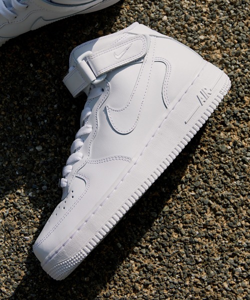 NIKE（ナイキ）の「NIKE WMNS AIR FORCE 1 '07 MID / ナイキ