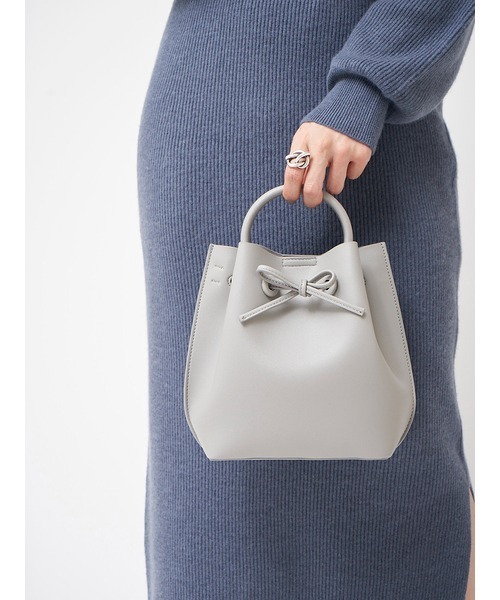 FRAY I.D(フレイアイディー)の「リボンバッグ(ショルダーバッグ・レディース・ホワイト/グレー/キャメル・FREE)」の3枚目の写真